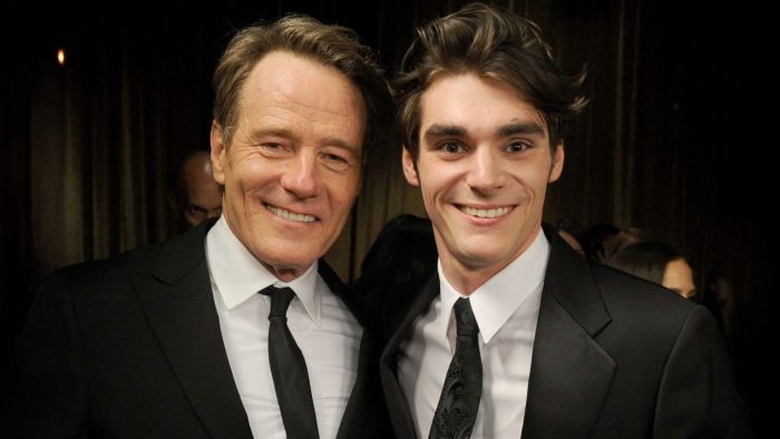 L'hommage de Bryan Cranston à RJ Mitte, son fils dans Breaking Bad