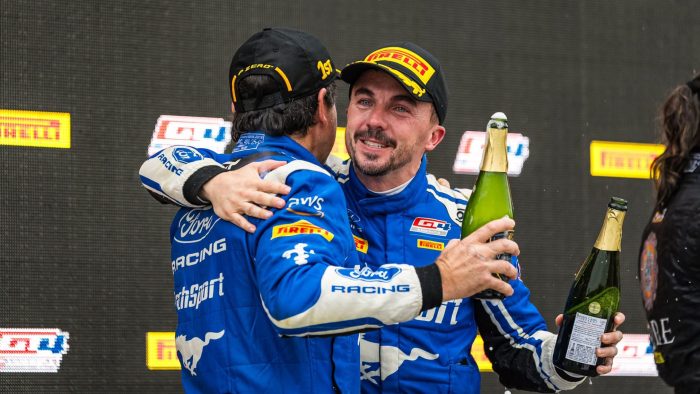 Malcolm on the podium : Frankie Muniz décroche deux victoires en un week-end