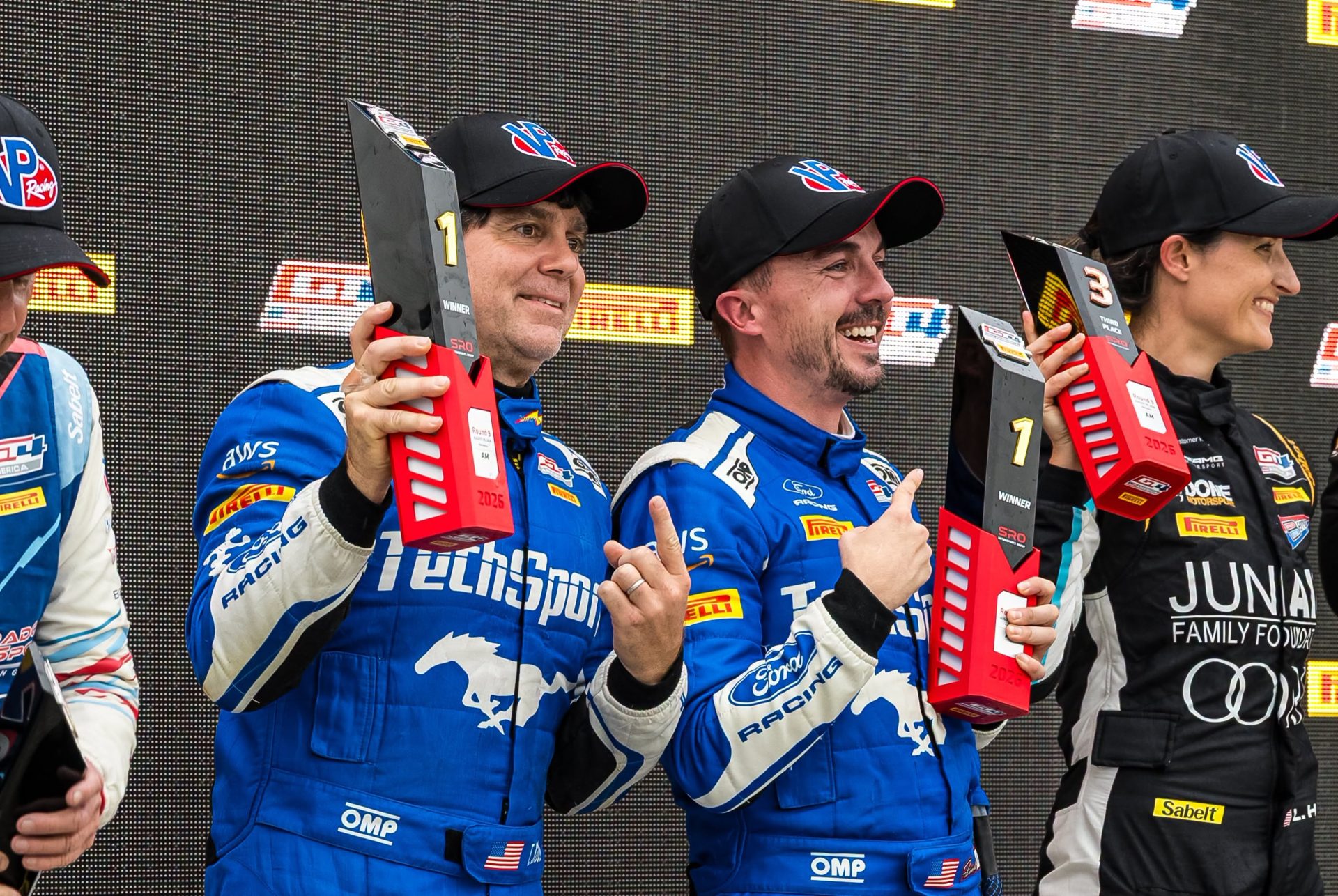 frankie-muniz_tyler-stone-trophees_road-america_2026-08-29_dr
